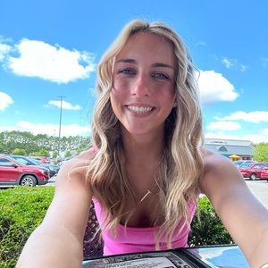 Meet your Posher, Jacee